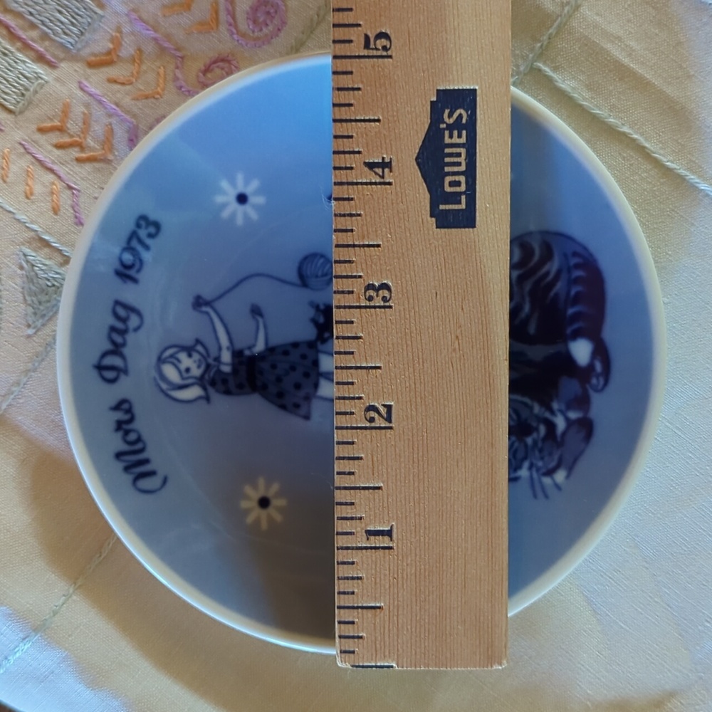 Mother's Day Vintage Porsgrund Norway 1973 Collectible Plate. Like New! - Picture 7 of 7